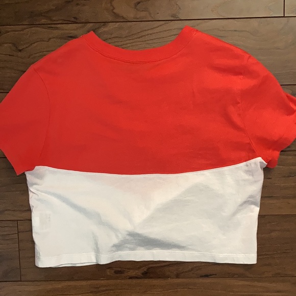 Cropped top nike T-shirt - Picture 2 of 2